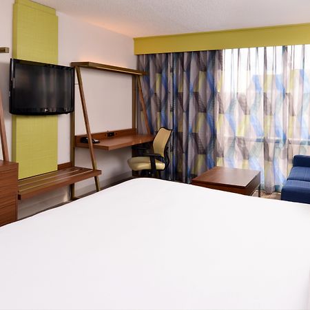 Holiday Inn Express & Suites Springfield By Ihg Kültér fotó