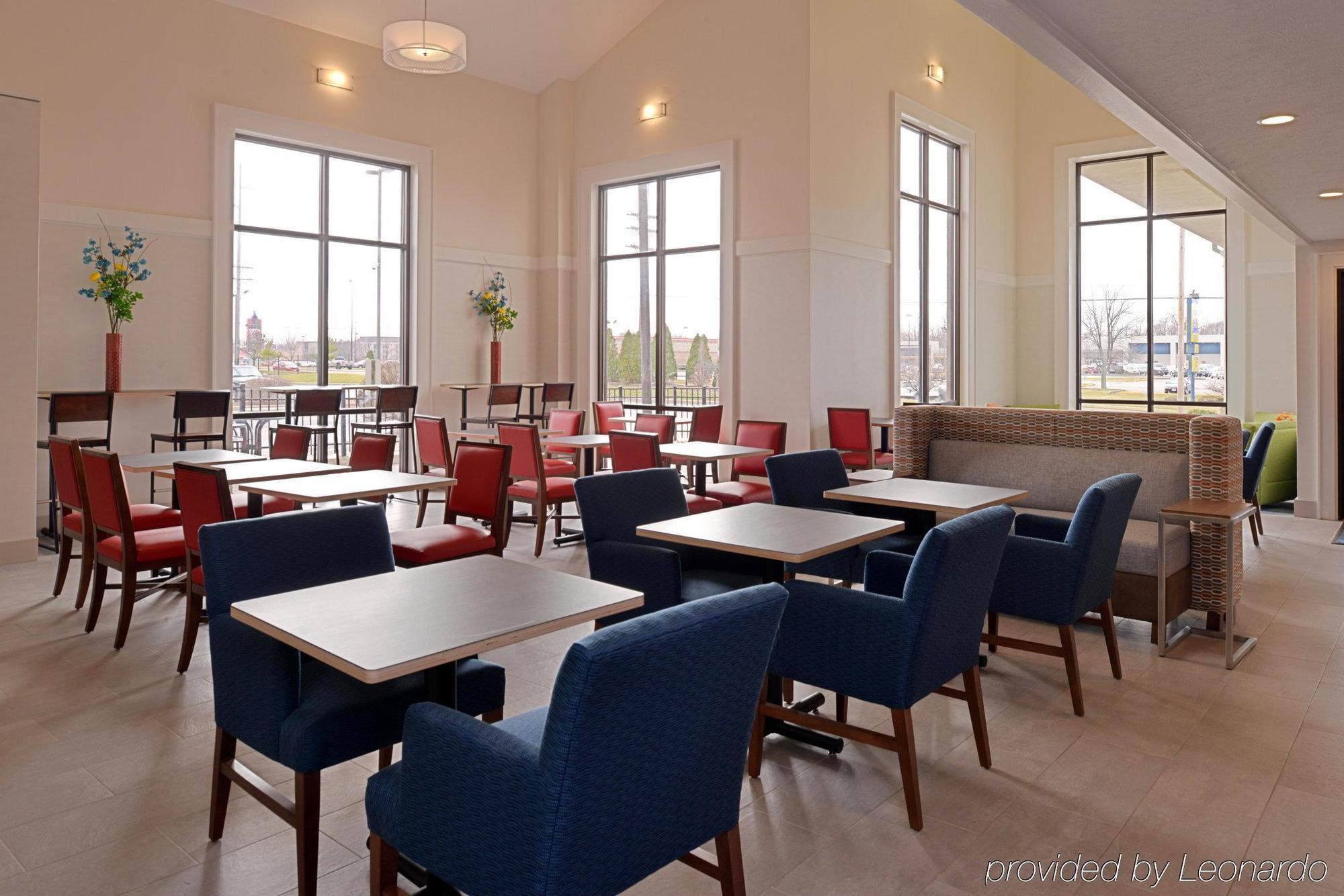 Holiday Inn Express & Suites Springfield By Ihg Kültér fotó