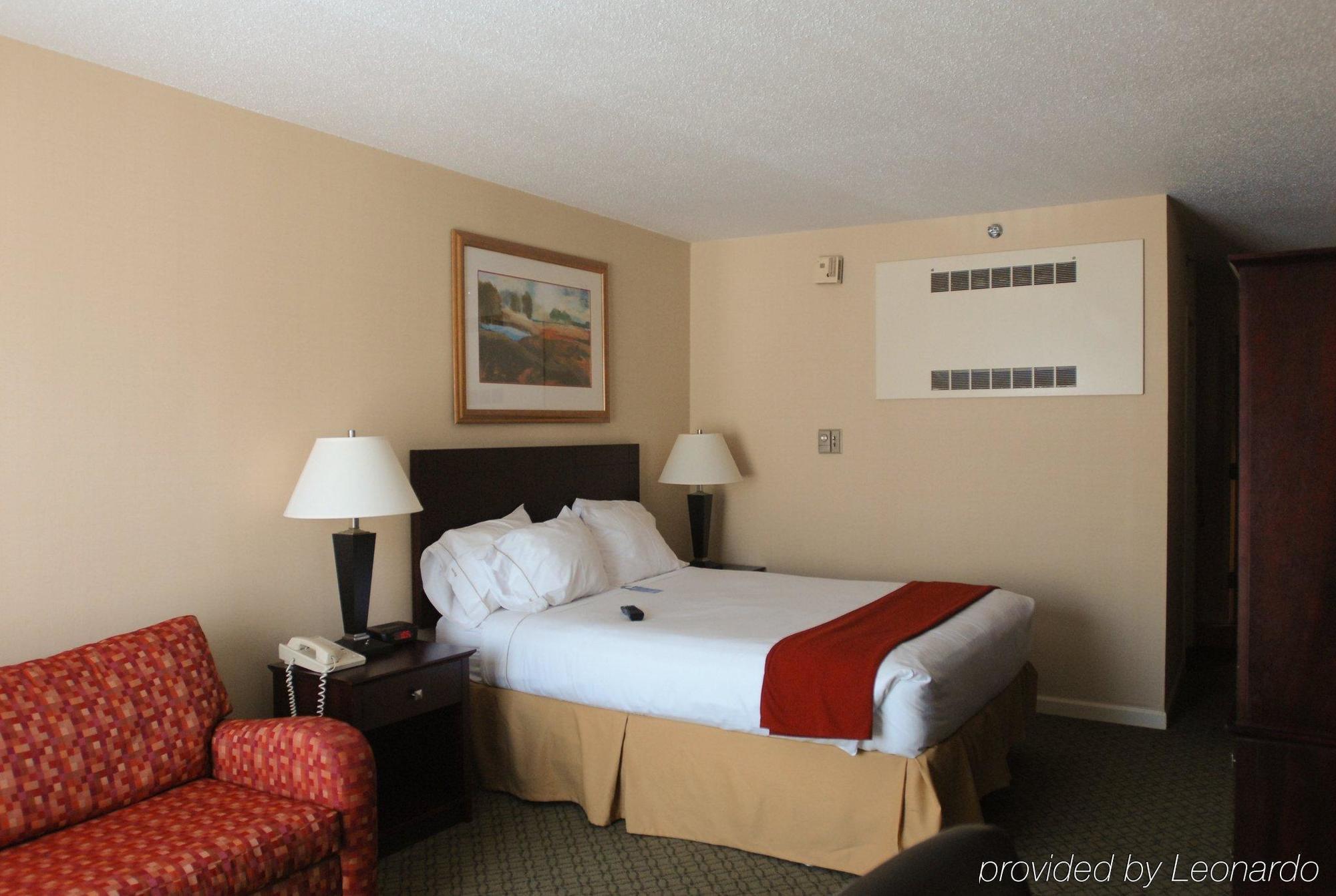 Holiday Inn Express & Suites Springfield By Ihg Kültér fotó